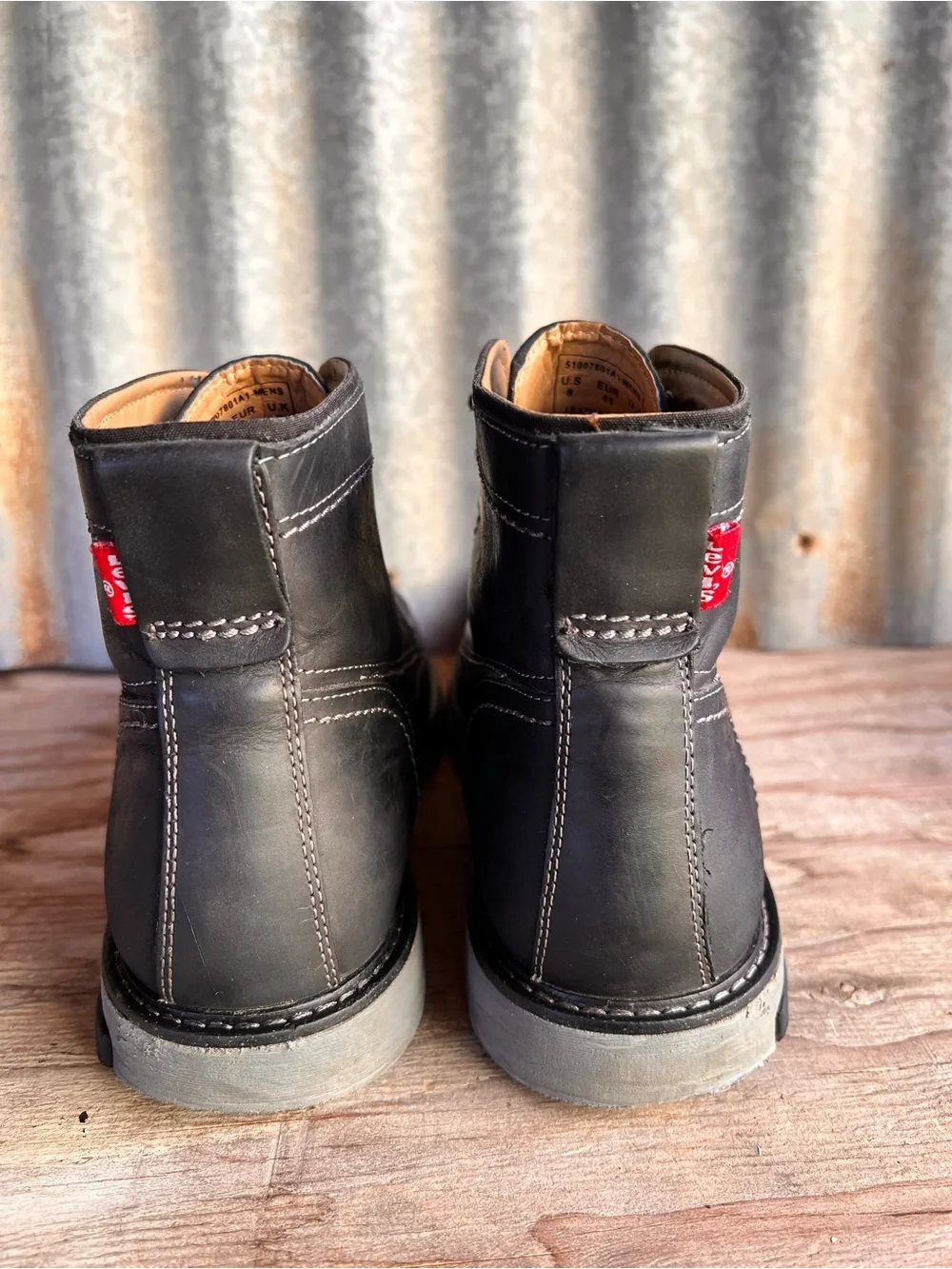 Levi's Daleside Rugged Casual Hiker Chukka Boots